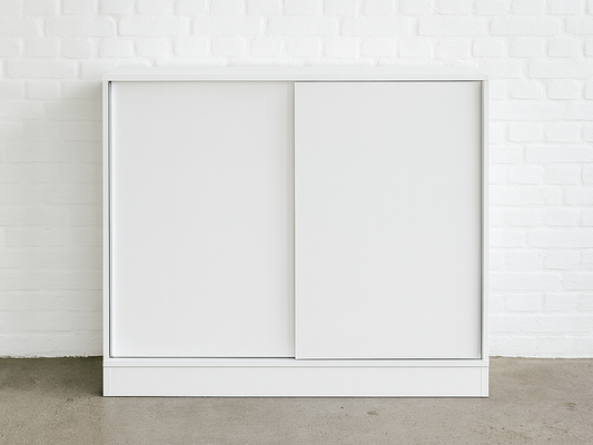 Skjutdörrskåp i vitt laminat, 120 cm brett